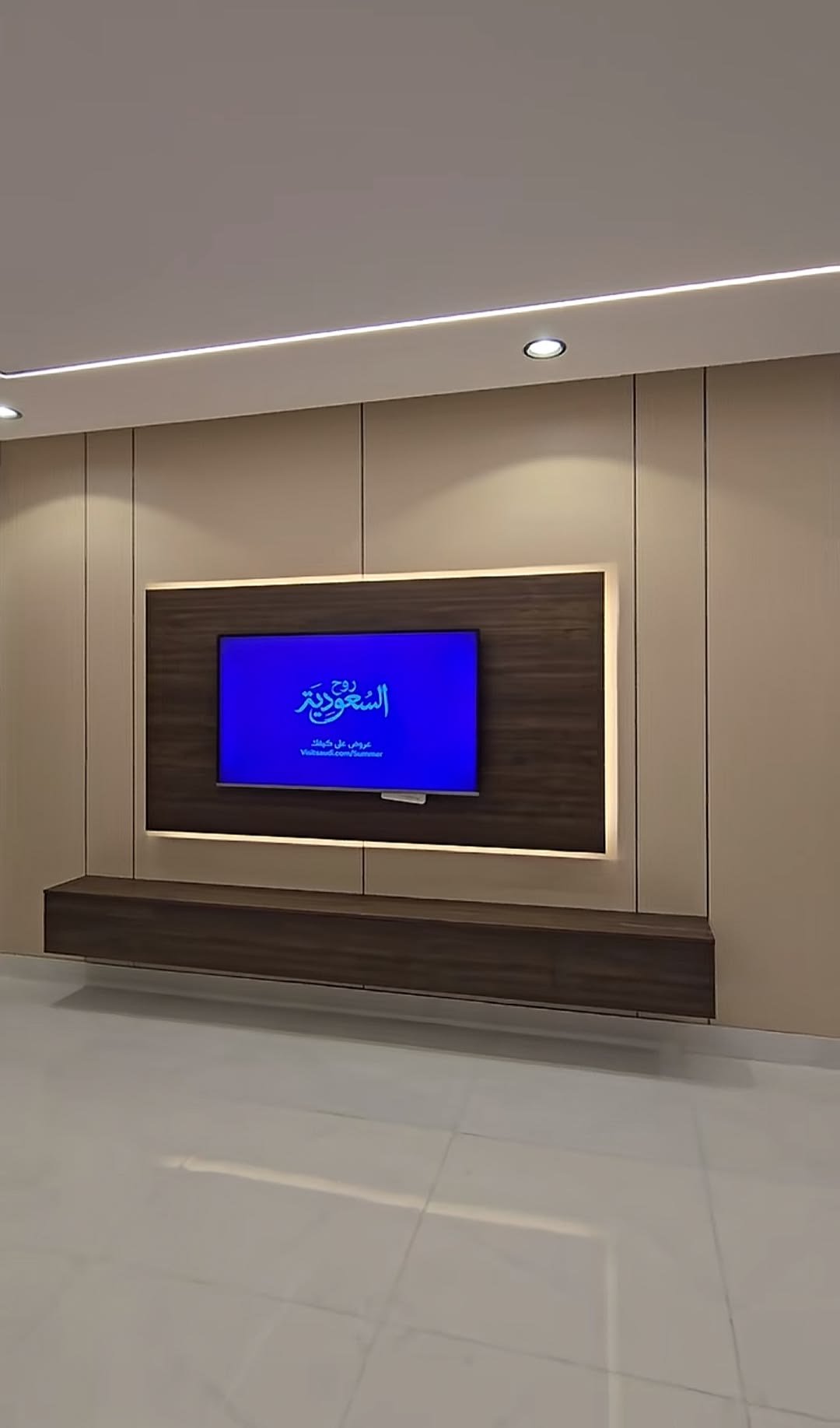 نقدم خدمات تصميم وتنفيذ ديكور شاشة التلفزيون في الدمام والخبر والقطيف، مع خيارات متعددة تناسب مختلف الأذواق والمساحات. تشمل التصاميم خلفيات…